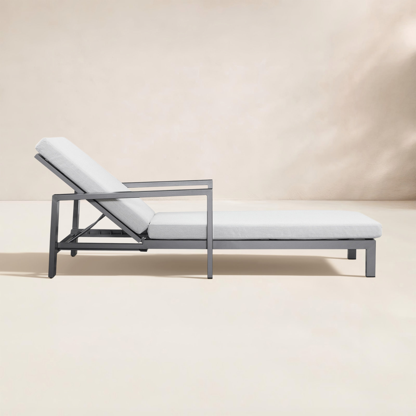 Hoyt 35'' Outdoor Metal Chaise Lounge, Grayish Cushion/Gray Frame