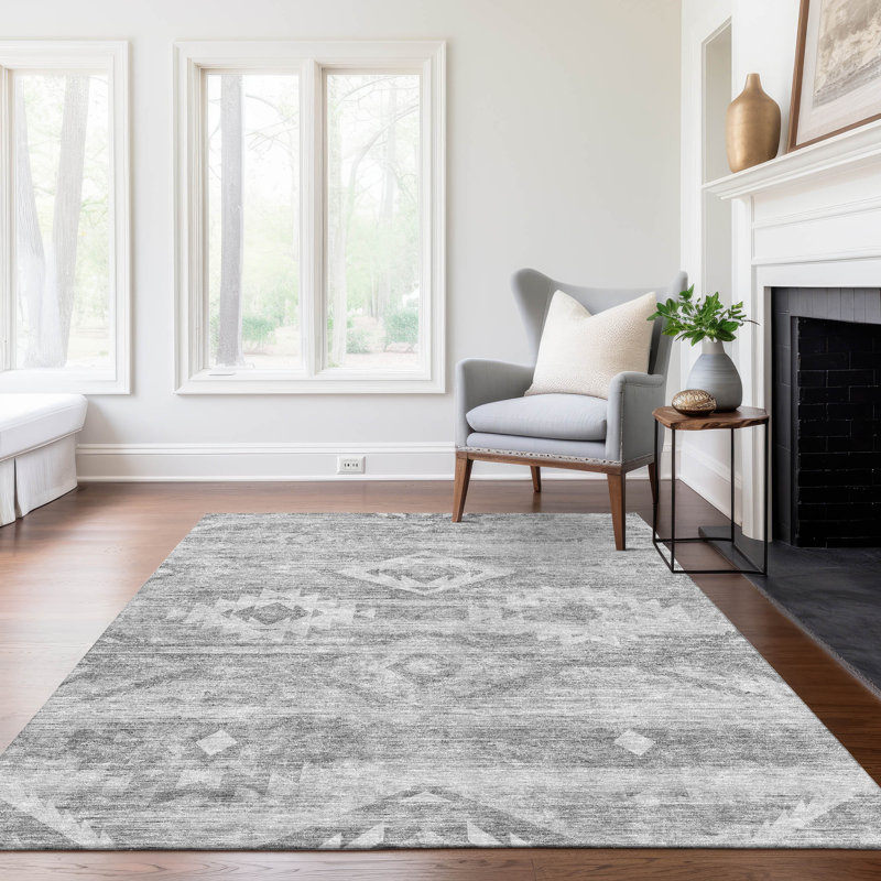 Traven Washable Southwestern Indoor / Outdoor Rug, Rectangle 5' x 7'6"