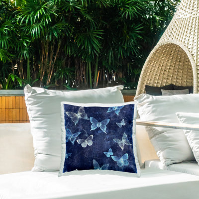 Coussin extérieur à motif abstrait de papillons bleus abstraits par Tim O'Toole