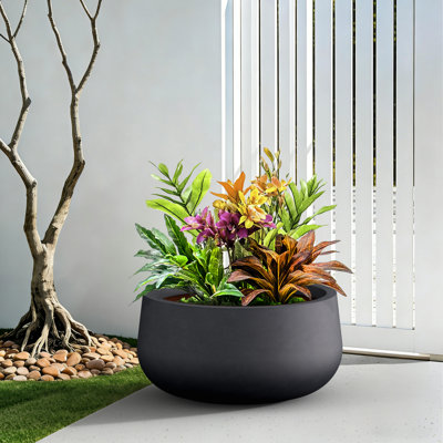 20 po. Noir mat (intérieur amélioré) grand pot rond en pot d'intérieur / extérieur en béton avec trou de drainage Outdoro