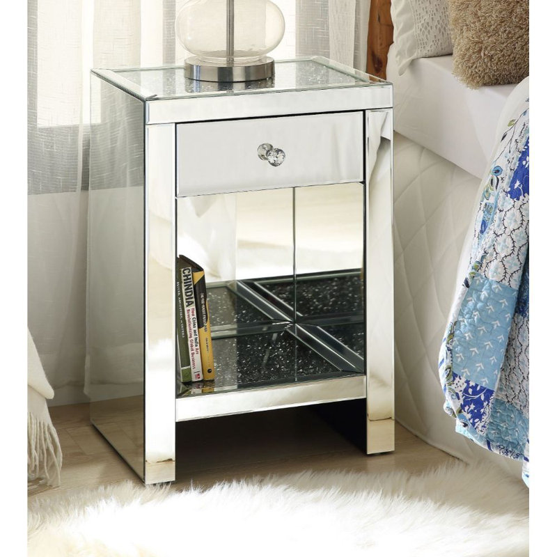 Kiley 1-Drawer Nightstand in Mirrored