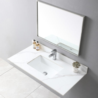 Dessus de meuble-lavabo en pierre frittée chaleureusement élégant 43 x 22 avec lavabo en céramique et belle apparence de luxe