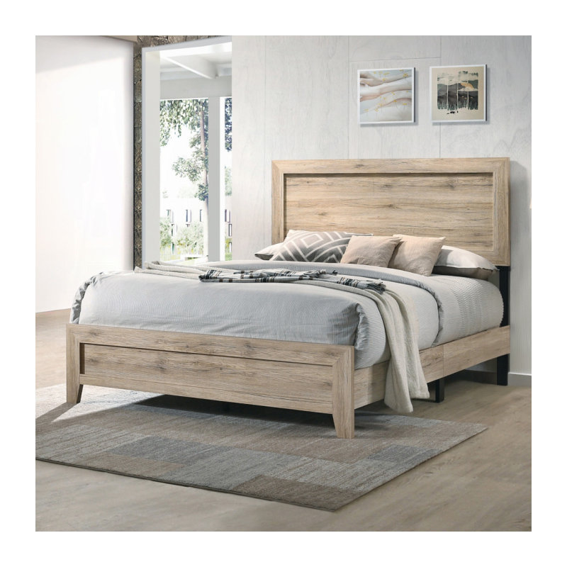 Ilmie Standard Bed in Oak, Queen