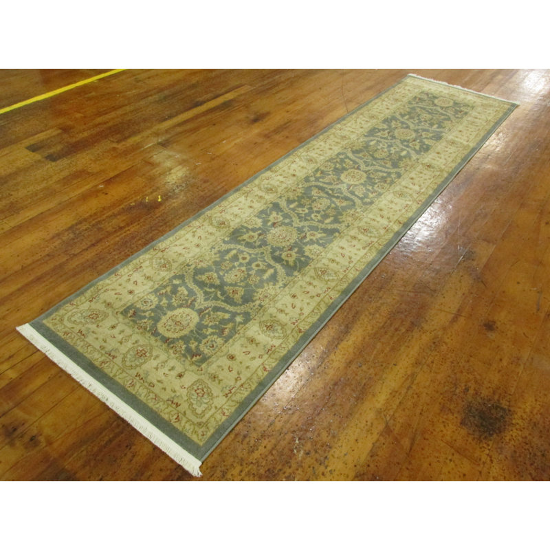 Moore Indoor Rug, Runner 2'7" x 10'