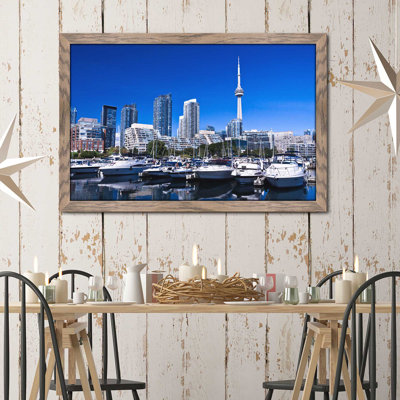" Lakeshore, Toronto, Canada "
