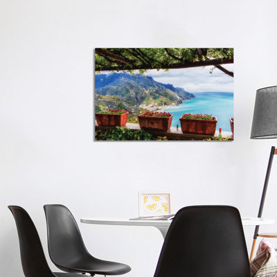 «Scenic View From Under a Trellis, Ravello, Amalfi Coast, Campania, Italy» par George Oze - photographie sur toile tendue