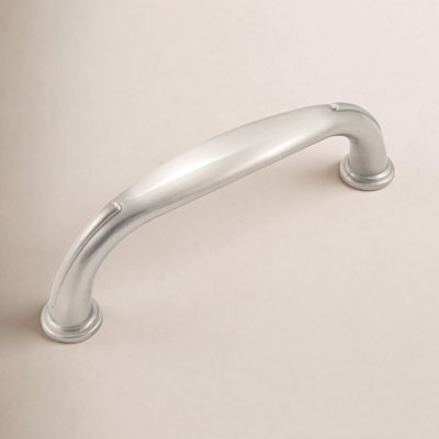 Fullerton 3 3/4" Center to Center Bar Pull