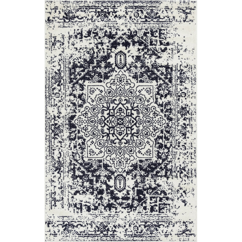 Malynn Oriental Indoor Rug, Rectangle 5'1" x 8'