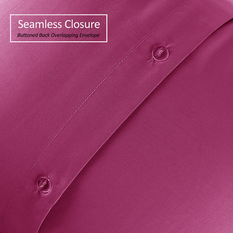 Polyester Bedding, 18" x 18", Magenta