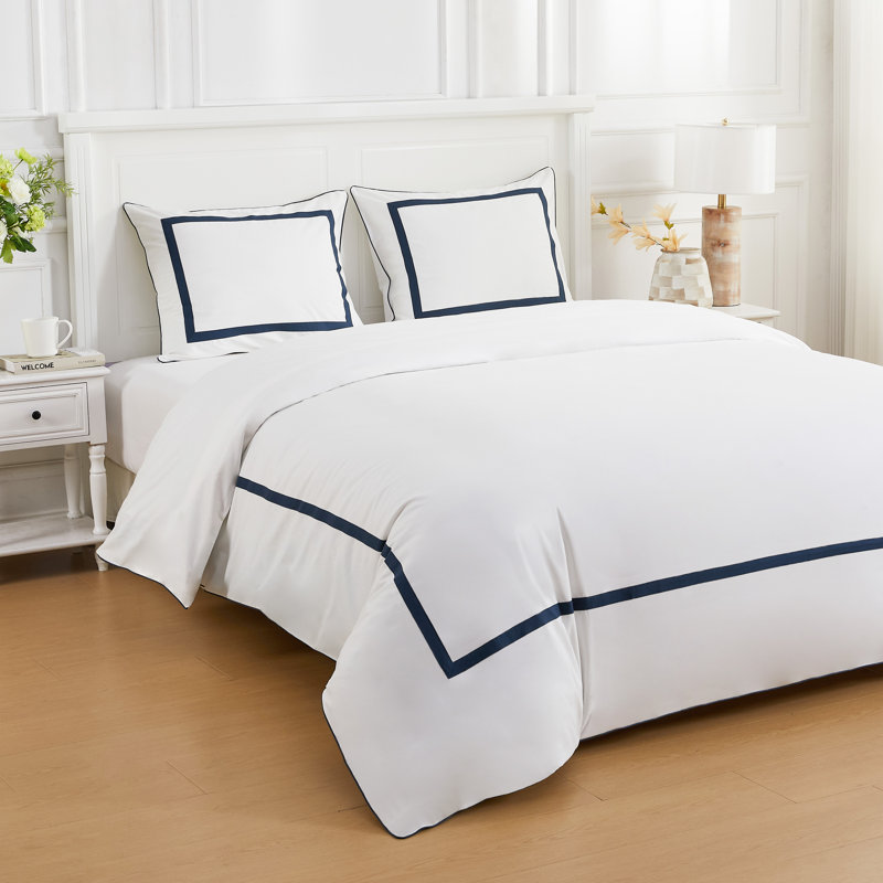 CLASSIC DOUBLE BORDER DUVET SET, Queen Duvet Cover + 2 Standard Shams, Navy
