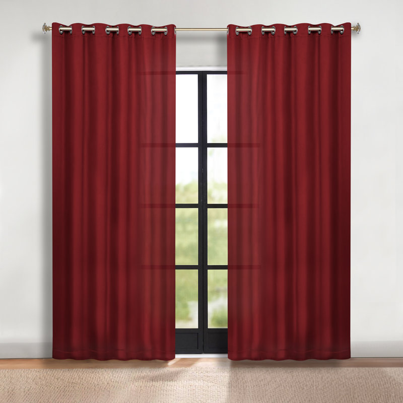 Paire de rideaux obscurcissant avec œillets Millendon, Sangria, L 70 po x L 84 po