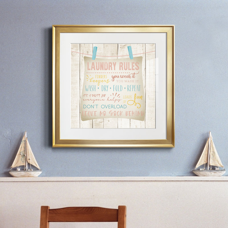 Laundry Laundry - Reproduction d'art textuel sur papier encadré, Papier encadré doré, H 17,5 po x l 17,5 po x P 1,5 po