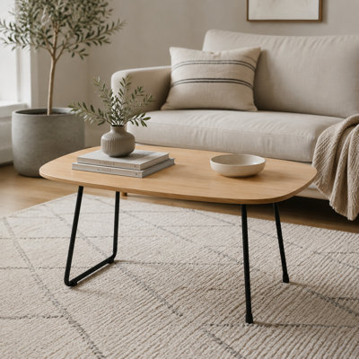 Table basse carrée avec coins arrondis et structure en acier au carbone solide - Parfait pour les petits appartements, les salons et les chambres à coucher.