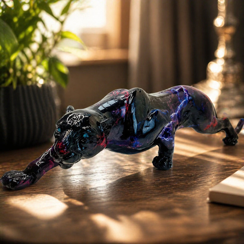 Cheetah Figurine With Lightning Pattern