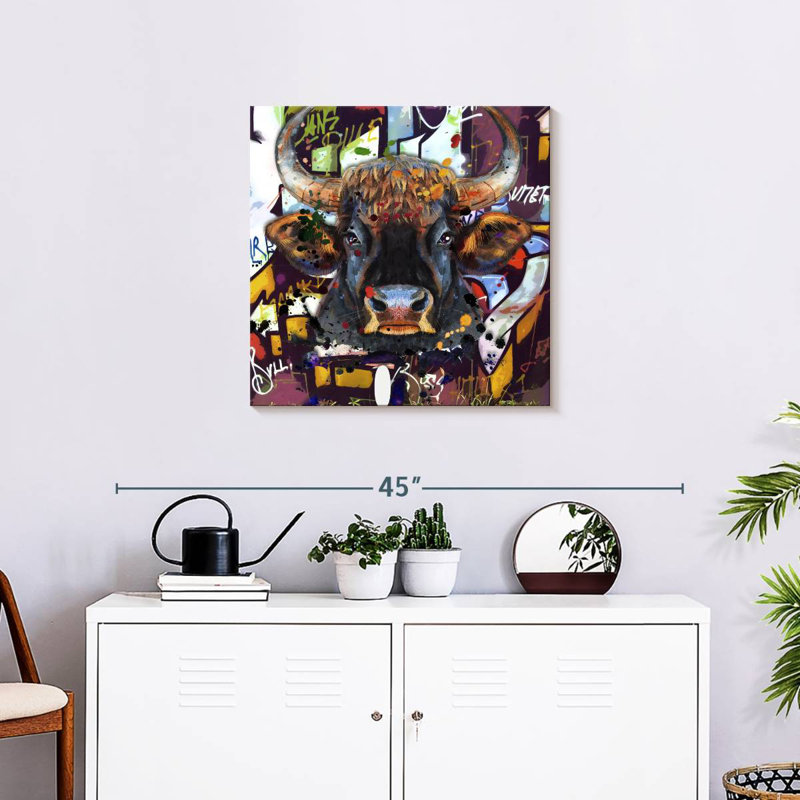 Brampt Bully, 24" H x 24" W