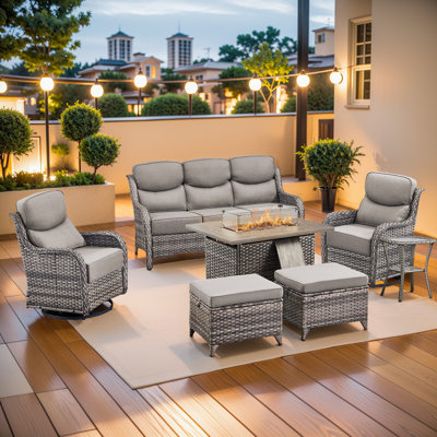 Ensemble de meubles de patio 7 pièces, canapé d'extérieur en osier avec chaises pivotantes à bascule et foyer au gaz 55000, ensembles de conversation modernes en rotin à siège profond pour terrasse
