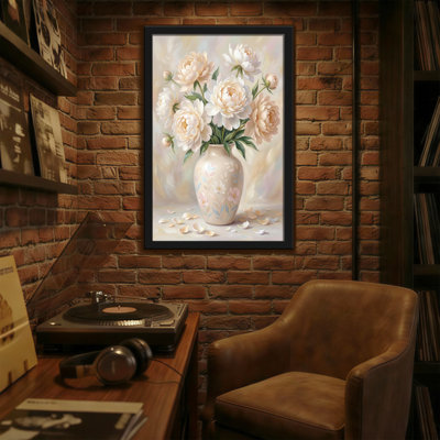 Plantes et fleurs pivoines dans un vase avec des pétales