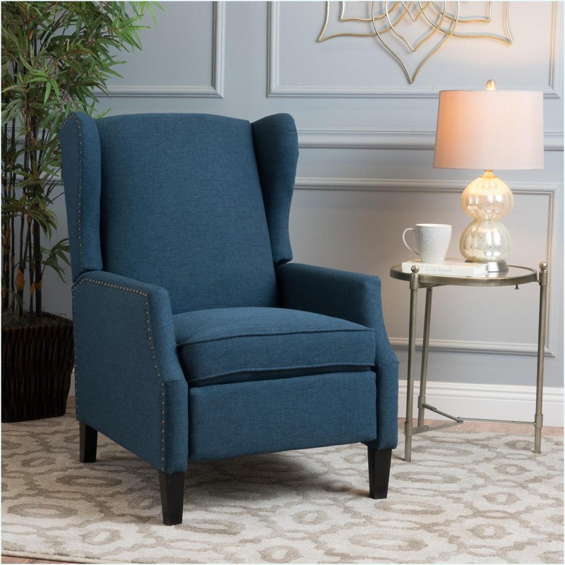Fauteuils inclinables: Fauteuil inclinable moderne à oreilles avec garniture cloutée, pieds en bouleau | Bleu marine | Tissu