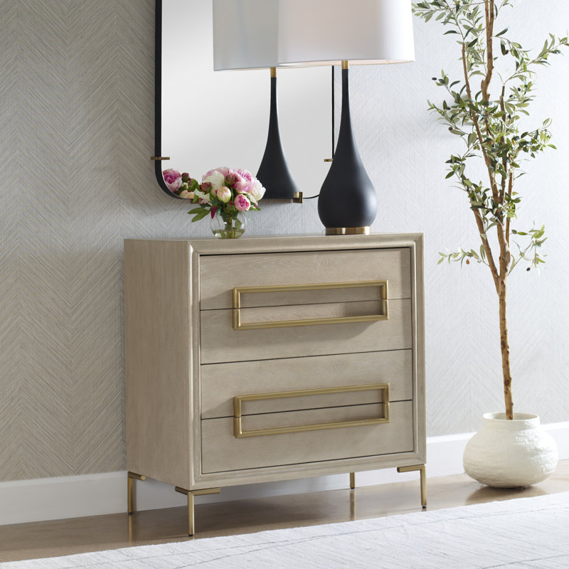 Commode d'appoint en chêne clair Nealla