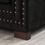 Velours noir au design contemporain pour espace de vie, accoudoirs carrés et clous argentés, sièges confortables rembourrés de ressorts, housses de rangement de siège amovibles 2 places modernes, accoudoirs avec ressorts ensachés