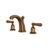 Edwardian™ Widespread Faucet