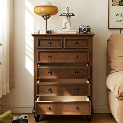 American-style storage chest of drawer