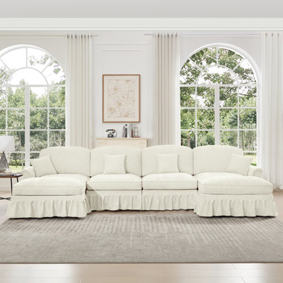 Nuage de chenille beige et blanc avec forme en U classique, 4 sièges, accoudoirs évasés, jupes détachables et pieds fuselés, canapé modulaire modulaire confortable et confortable en chenille, volants amovibles,