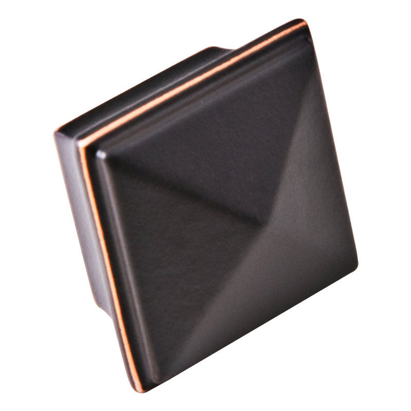 Poignée carrée en pyramide de 1 1/4 po de longueur, Bronze huilé