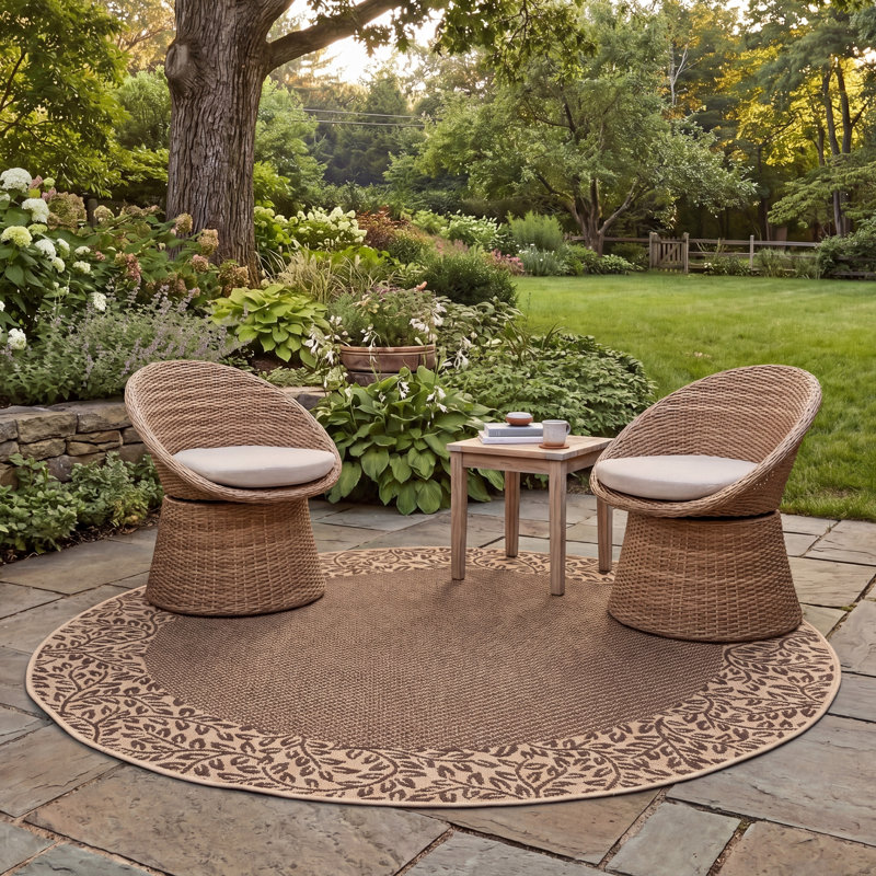 Herefordshire Performance Floral Indoor/Outdoor Area Rug, Round 5'3"