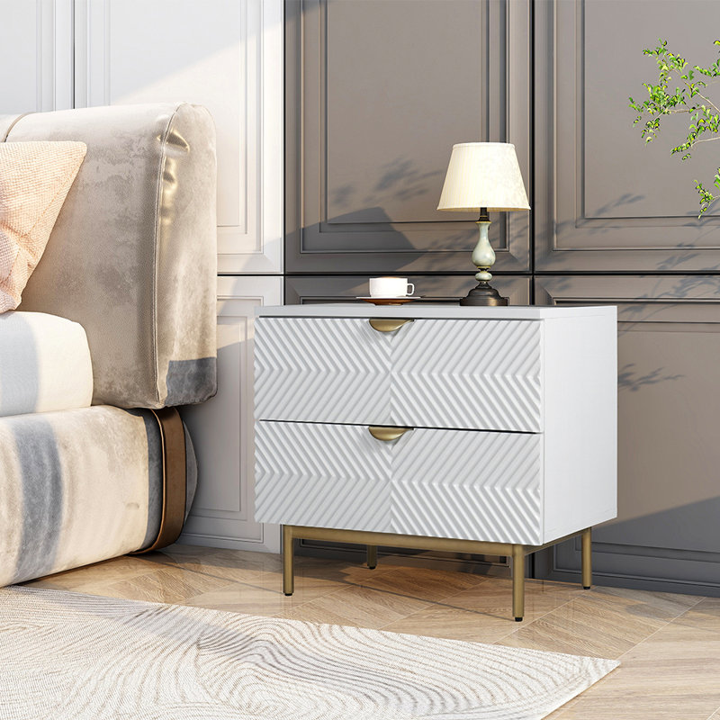 Table de chevet Chittum avec 2 tiroirs au fini blanc et or