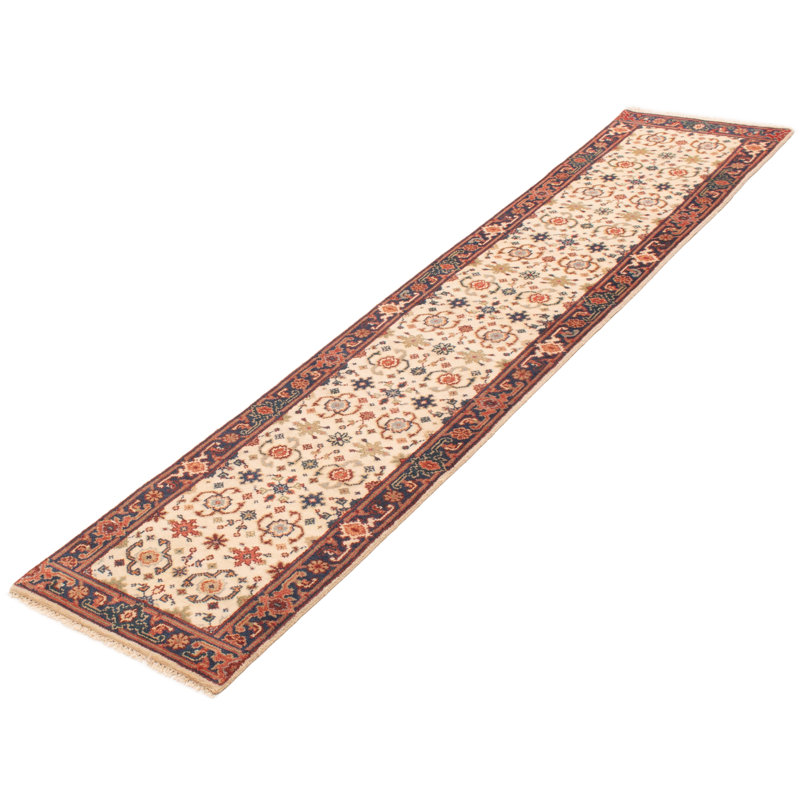 Tapis crème Serapi Heritage 2 pi 5 po x 11 pi 11 po