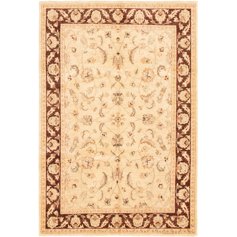 Tapis unique en laine noué à la main crème 5 pi 7 po x 8 pi 3 po Pruess