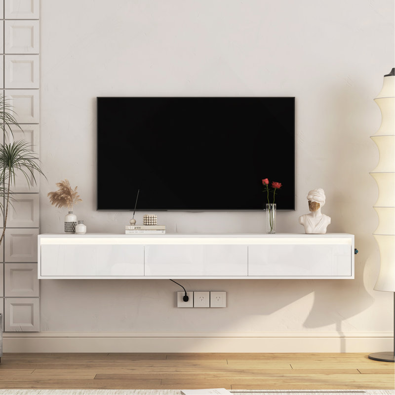 Meuble télé flottant avec lumières DEL, prise de courant et finition ultrabrillante pour les salons modernes