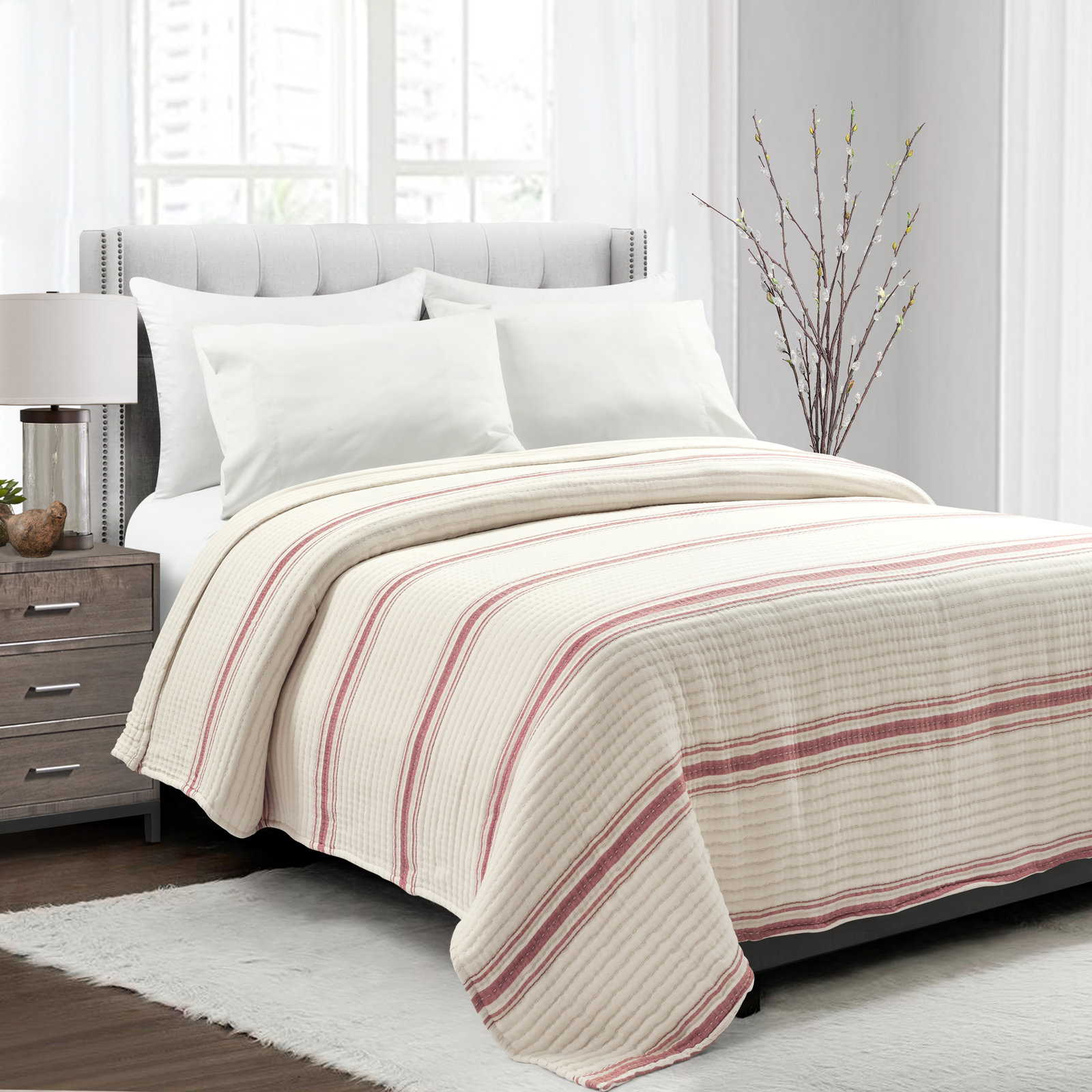 Oakleaf Cotton Quilt, Red, Queen Quilt