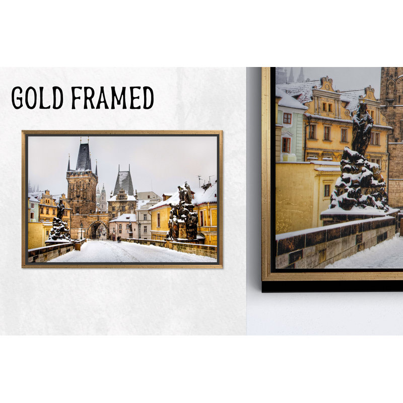 Reproduction d'art sur toile imprimée: Winter in Prague Cityscape Wall Decor, 1P GoldFramedCanves, 59,1 po H x 82,7 po l