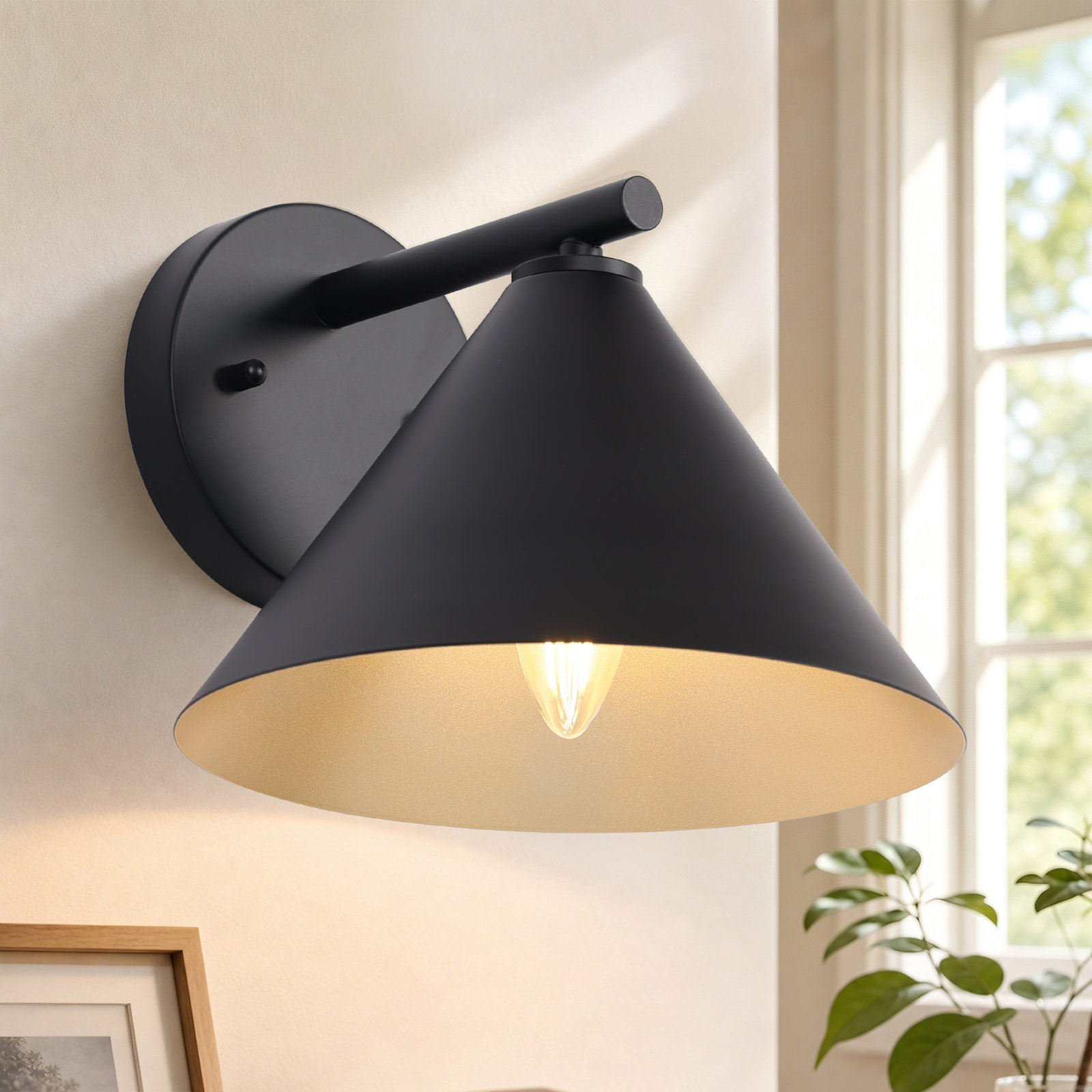 Talvi Wall Sconce, Black