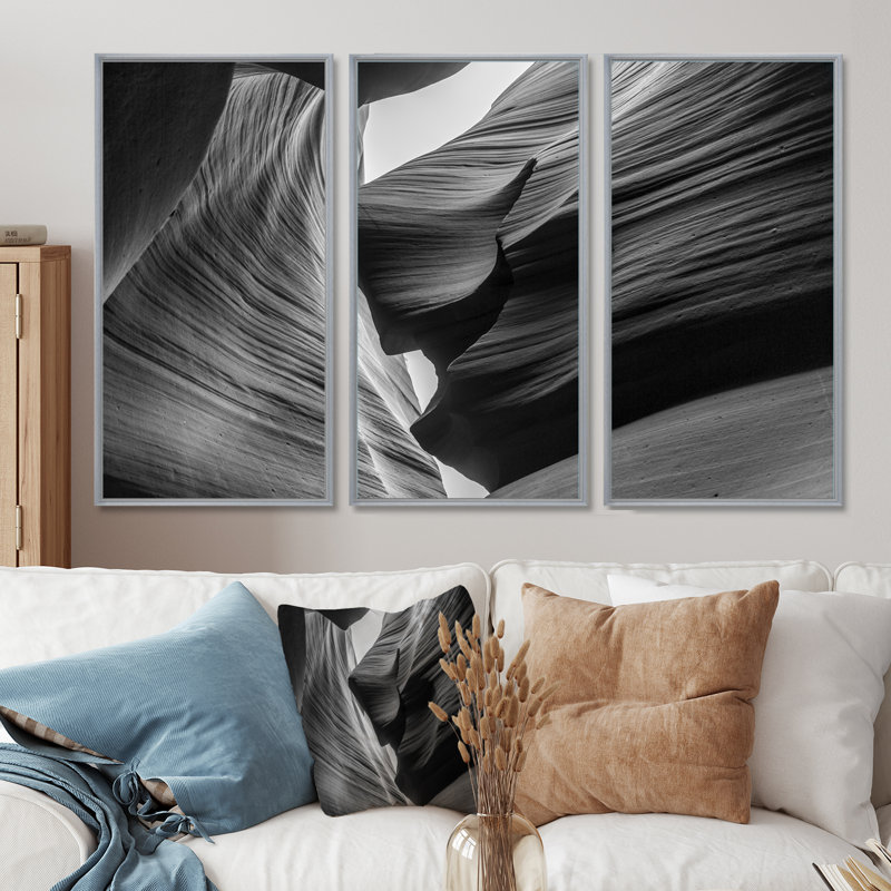 Lower Antelope Canyon - Photographie de 3 pièces sur toile, H 28 po x l 36 po, Argent