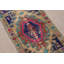 Charmant tapis turc rétro de petite taille pour votre salon ou chambre à coucher