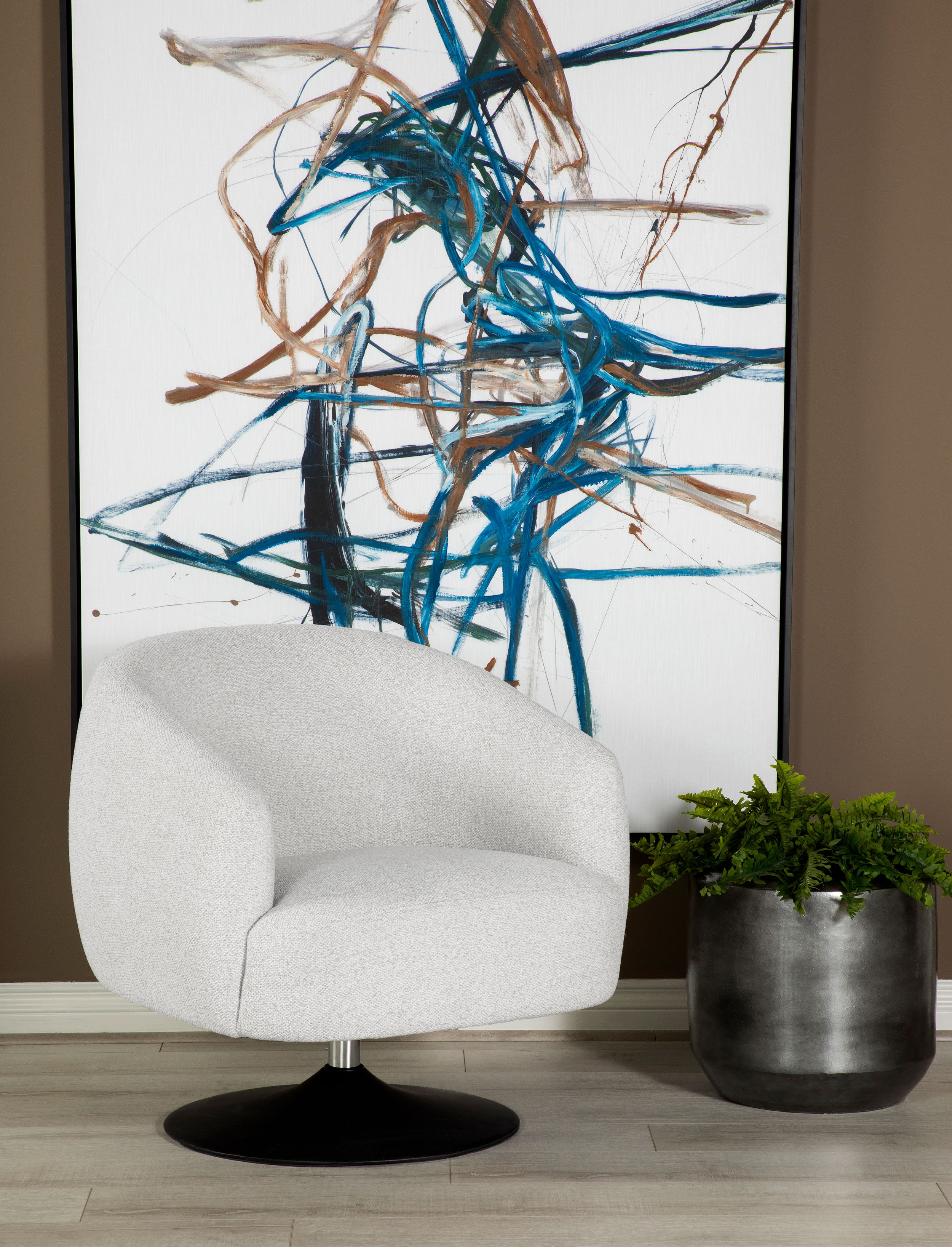 Wrought Studio Fauteuil demi-tonneau pivotant de 30,5 po Maelani ...