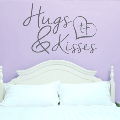 Hugs and Kisses Wall Sticker
