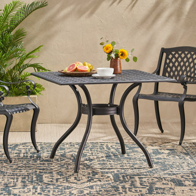 TABLE CAILLETTE EN CAOUTCHOUC I 39IN SQ