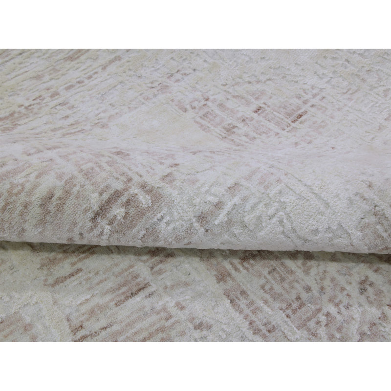 Hand Woven Wool Area Rug, Rectangle 5' x 8'