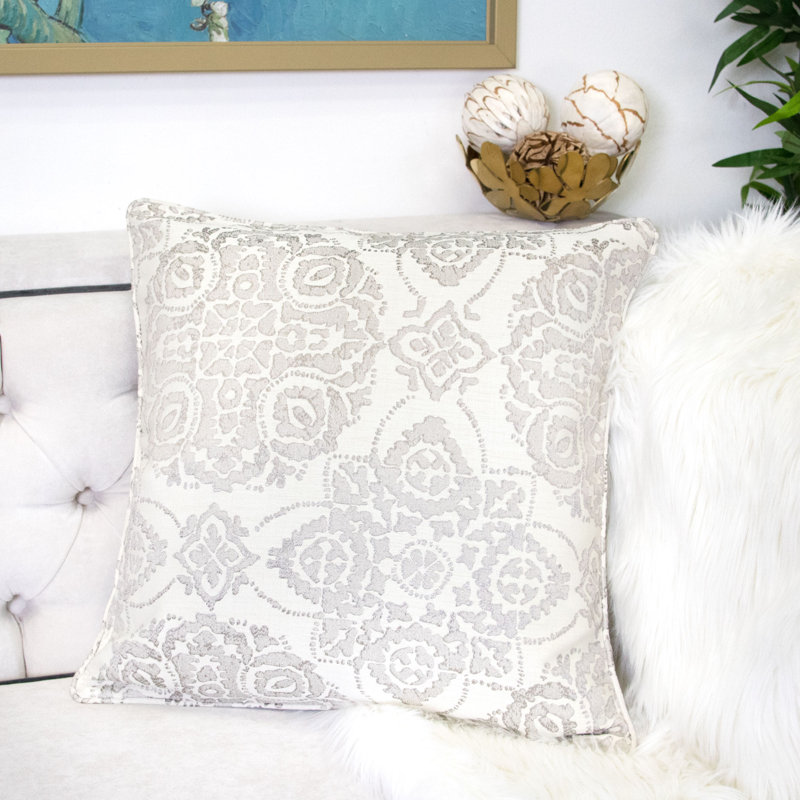 Katlina Indoor / Outdoor 19" Throw Pillow