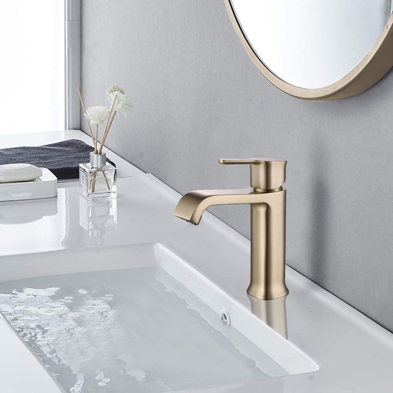 Single-Hole Single-handle Bathroom Faucet with Drain Assembly, Gold