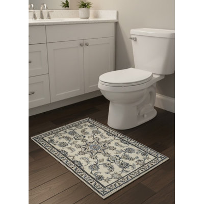 One-of-a-Kind 2'8" X 3'9" 2010s Wool Area Rug in Ivory