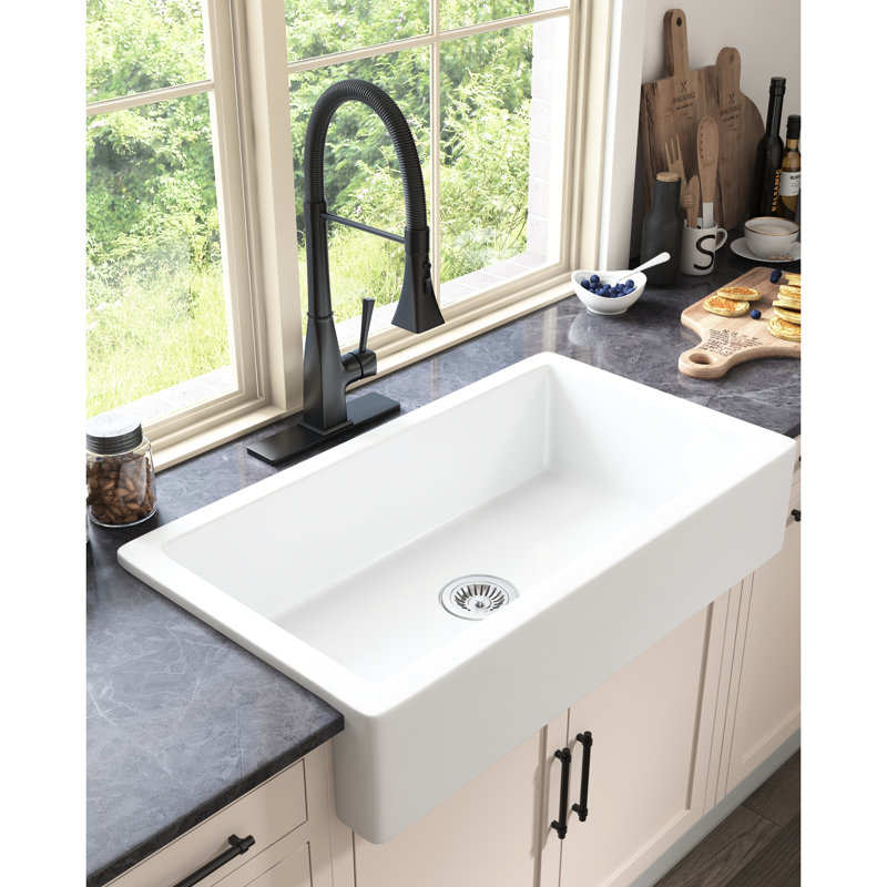 Matte Black Pull Down Kitchen Faucet, Stainless Steel Built, Rust Coating, 360 Rotatable Nozzle For Convenient Water Delivery Manufactured, Rust- Surface, User- Use