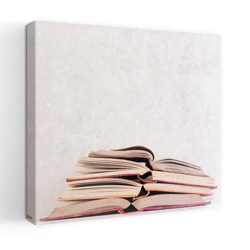Art contemporain avec des livres beiges, H 18 po x l 18 po