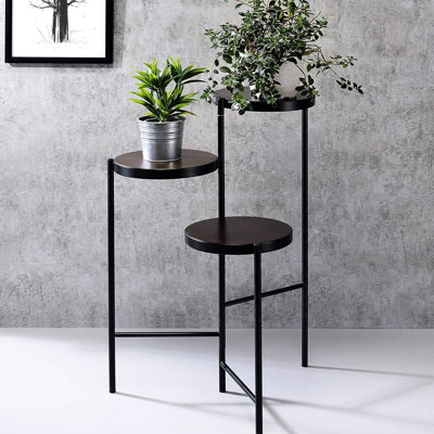 Support pour plante pliable à trois niveaux en métal noir avec dossier rond et ouvert, parfait pour exposer différentes plantes, 18 po de largeur, 19 po de profondeur, 30 compartiments à 3 plateaux, une bonne exposition de tulipes,