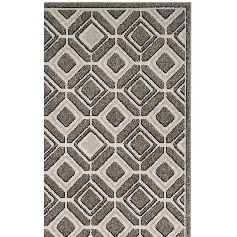 Amherst Performance Geometric Rug