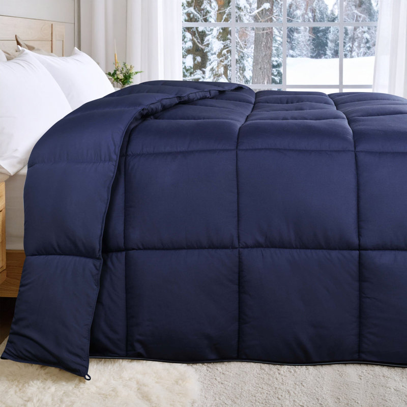 Couette réversible unie en duvet synthétique Blue Nile Mills, garniture de couette toutes saisons, Twin/Twin XL, Navy Blue